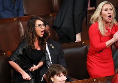 Viral photo compares ‘crazy screaming’ Greene and Boebert to ‘historic’ Pelosi and Harris at SOTU