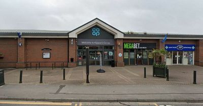 Leeds Co-op robbed by gang of masked men with machetes and bats