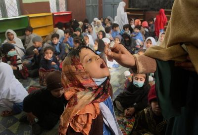 Gunmen kill polio worker in Pakistan vaccination campaign