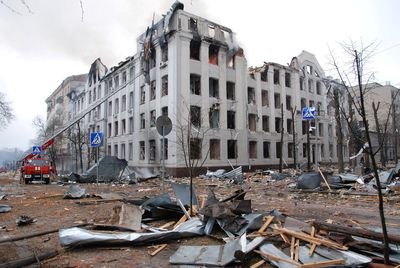 Anger and disbelief amidst the rubble in Ukraine's Kharkiv