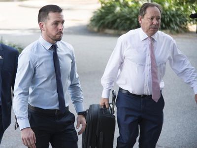Murder-accused NT cop 'feared for life'