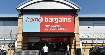 Home Bargains shopper praises £1.50 product that leaves blinds looking 'brand new'