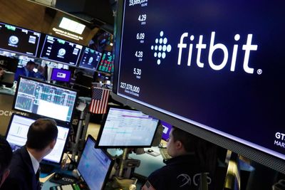 Fitbit recalls 1 million Ionic watches after burn injuries