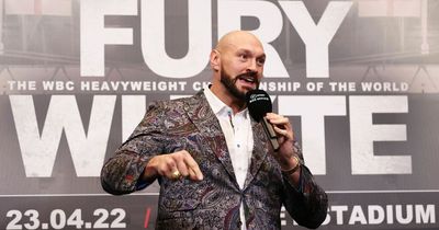 Tyson Fury has already sent brutal Manchester United warning ahead of Man City derby clash