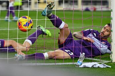 Juve seize late control of cup semi on Vlahovic's return to Fiorentina