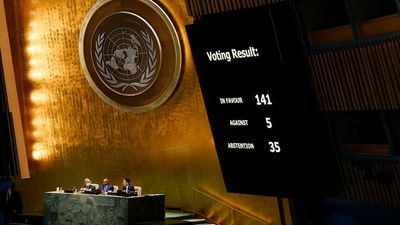 UN General Assembly passes resolution to demand Russia withdraw troops from Ukraine