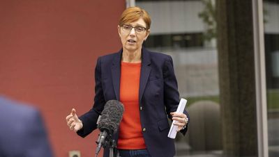 ACT COVID cases remain over 500 as ICU gets patients again
