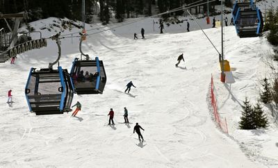 Solidarity on the slopes: Bosnian ski resort channels glory days