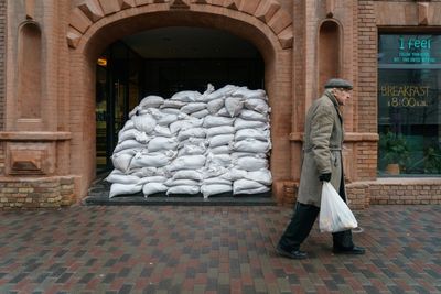 Molotovs and sandbags: Ukraine city braces for Russian attack