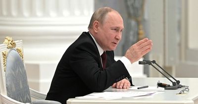 Oligarchs' UK mansions could be seized and used to house Ukrainian refugees