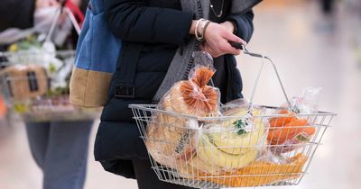 Cheapest times to shop for supermarket yellow sticker food discounts - 9 ways to save