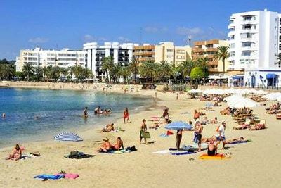 Covid travel: Spain accepts proof of recovery allowing unvaccinated Brits to visit