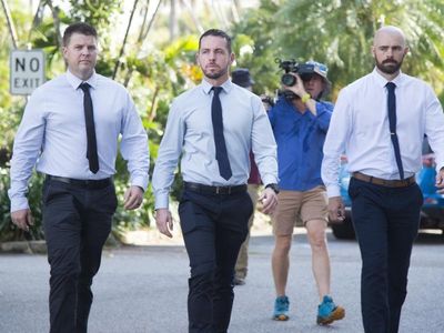 Murder-accused cop denies being obsessed