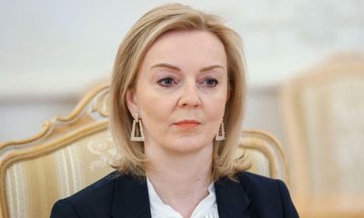 Why does UK seem so slow at acting against Putin’s oligarchs?