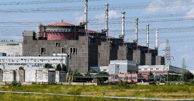 Russian forces open fire in battle for Ukrainian nuclear plant with tanks storming town