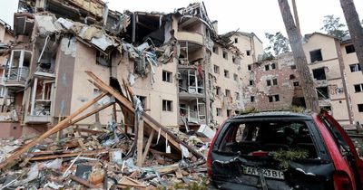 Ukrainian city Mariupol surrounded by Russians with echoes of bloody siege of Leningrad