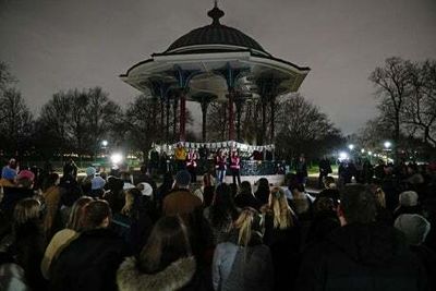 Hundreds mourn Sarah Everard at vigil on Clapham Common year after her murder
