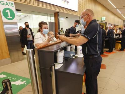 Masks off in Tas shops as virus rules ease