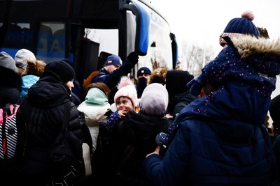 Around 624,500 people have entered Poland from Ukraine since invasion -border guard