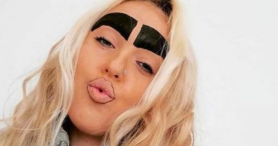 Mum with 'Britain's biggest eyebrows' who trolls threatened with social services shows what she looks like without them