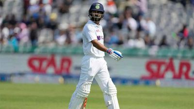 1st Test: Virat Kohli's big-run drought continues against Sri Lanka