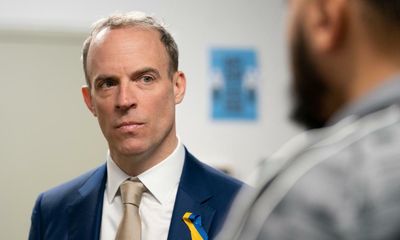 Property of Russian elites could be handed to Ukrainian refugees, says Raab