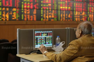 Asia stocks slump to 16-month low