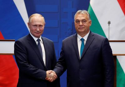 Ukraine war has Orban struggling to maintain Putin balancing act