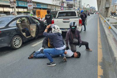 Heroin bust in Samut Prakan, ganja in Korat