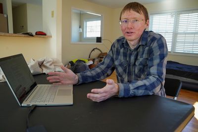 More Russians, Ukrainians seek asylum at U.S.-Mexico border