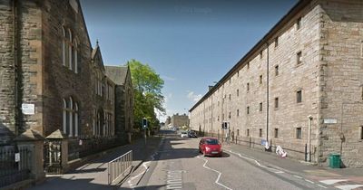 Edinburgh street locked down after man allegedly seen carrying knife near school