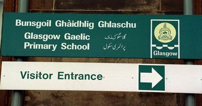 Glasgow street signs to be replaced with Gaelic translation when they are due for renewal