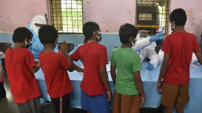 Serum’s Covovax gets nod from drug regulator’s panel for emergency use in 12-17 yrs age group