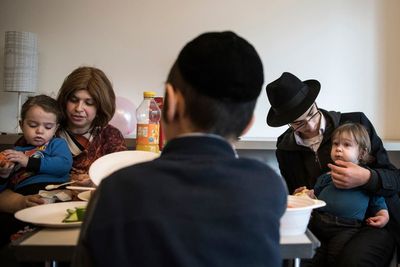 'I love Berlin': Jewish refugee kids reach safety in Germany