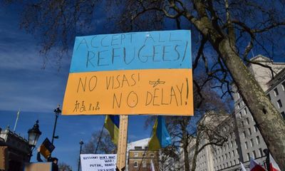 Extended visa scheme launched to let Ukrainians join family in UK