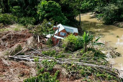 ‘His body was just there’: Mullumbimby volunteers confronted by horrors and chaos of flood aftermath