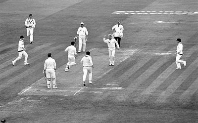 Warne’s passing a blow to cricket’s heart