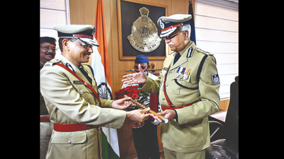 Madhya Pradesh: Sudhir Saxena takes over as DGP