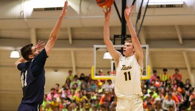 Cooper Noard, Nick Martinelli lead Glenbrook South to first sectional title in school history