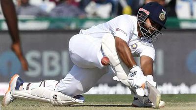 1st Test: Fans come, leave for Virat; Pant treats those who keep the faith