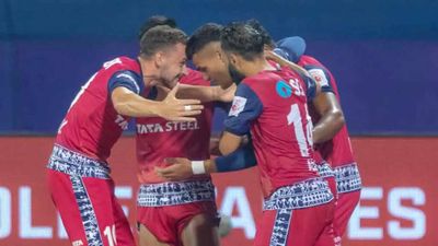 ISL: Rampaging JFC rout Odisha 5-1
