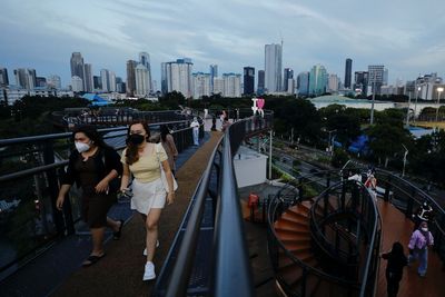 Indonesia, Malaysia to ease COVID curbs on foreign visitors further