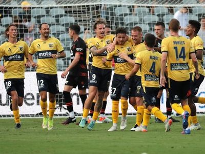 Mariners beat Roar to end ALM drought