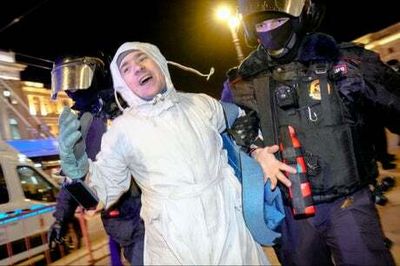 British nationals urged to leave Russia