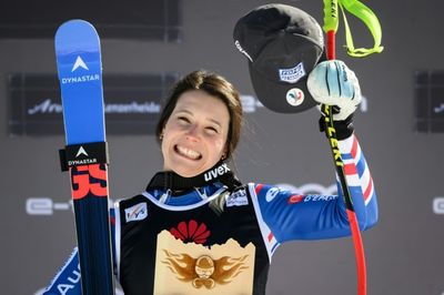 Brignone wins super-G globe, Miradoli posts maiden victory