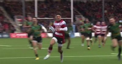 Louis Rees-Zammit scores stunning try after barely 30 seconds on the pitch in perfect message to Wales