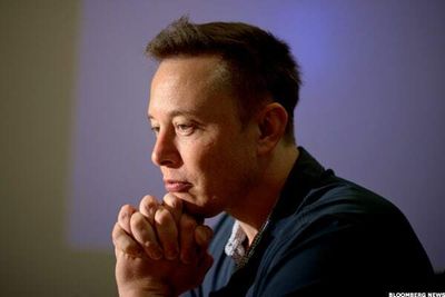 Elon Musk Chooses His Side Between Russia and Ukraine