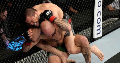 Khabib Nurmagomedov's cousin earns one-sided submission win at UFC 272