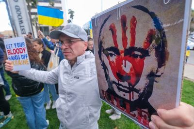 Don’t underestimate the west, Wallace warns Putin as Boris Johnson launches six-point plan to save Ukraine