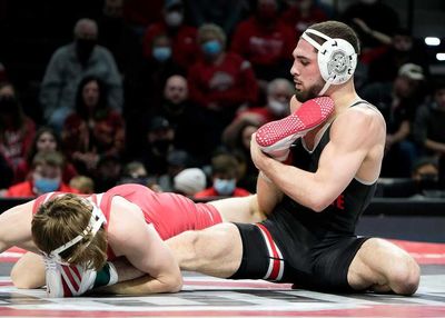 Ohio State wrestler Sammy Sasso advances to Big Ten finals